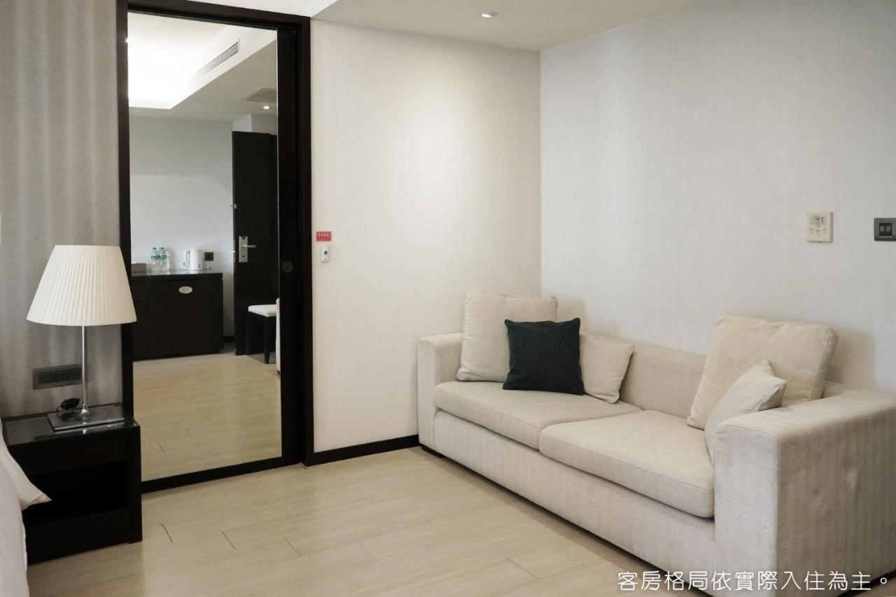 Talmud Hotel Kaohsiung Loveriver Екстер'єр фото