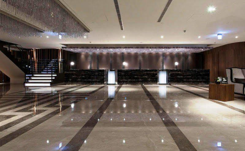 Talmud Hotel Kaohsiung Loveriver Екстер'єр фото